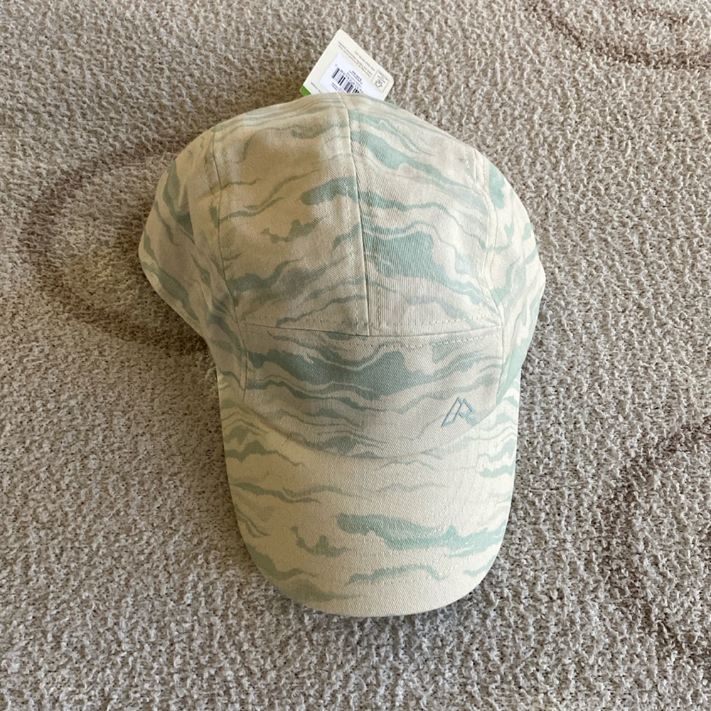 NWT Alpine Design Women’s Camp Cap in Mineral Jade Streak